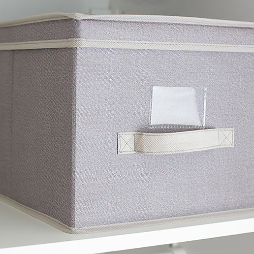 Caja mediana de almacenamiento con ventana color gris