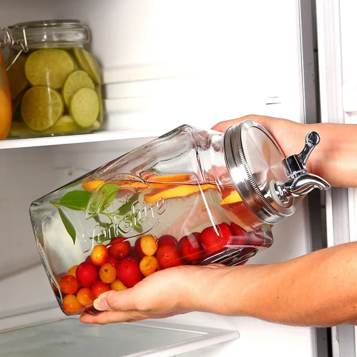 Dispensador 3 Litros con tapa plateada para refrigerador